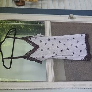 No boundaries juniors xl size 15-17 skull tank top